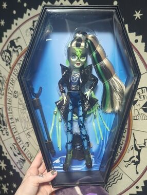 Frankie Haunt Couture Doll